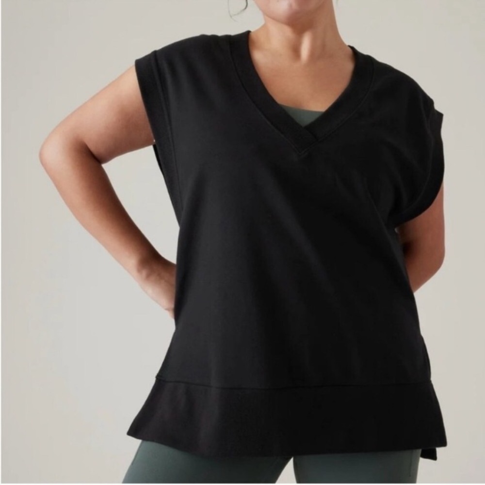 ATHLETA - retroterry Women's Sleeveless vneck sweater Top size XL